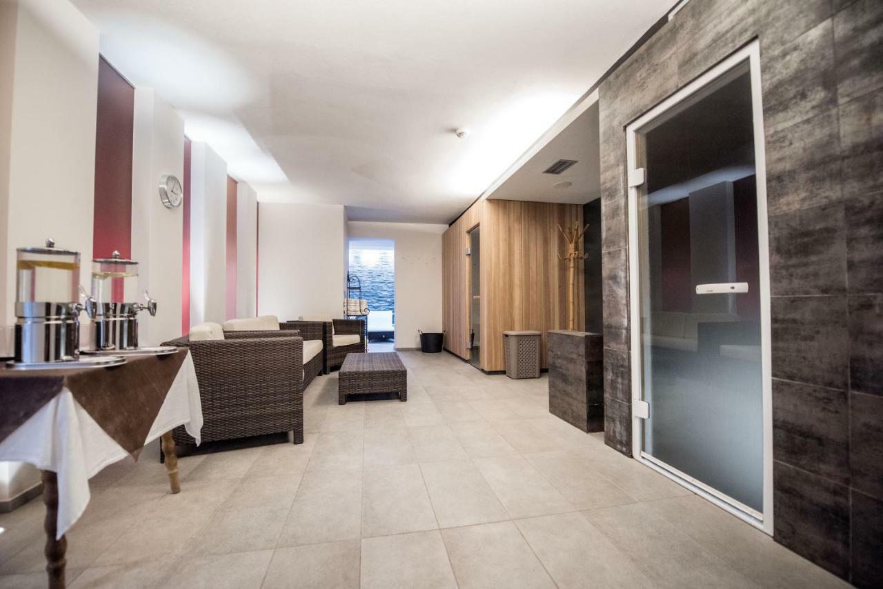 Hotel Krondlhof Brunico Extérieur photo